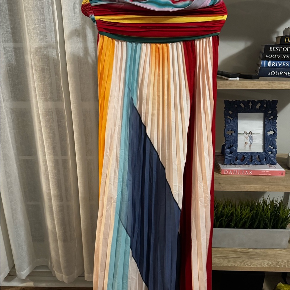 Color Block Pleated
Strapless A-Line Maxi Dress  size S/M - Picture 5 of 6
